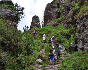 Como fazer caminhadas em Machu Picchu?